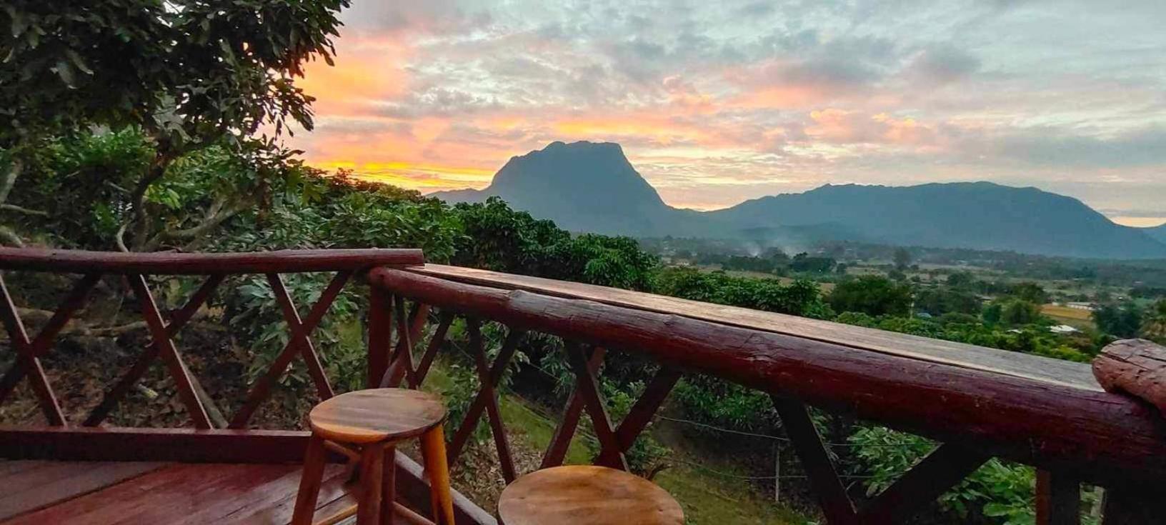 Baan 2 Dao Farmstay Chiang Dao Exteriör bild