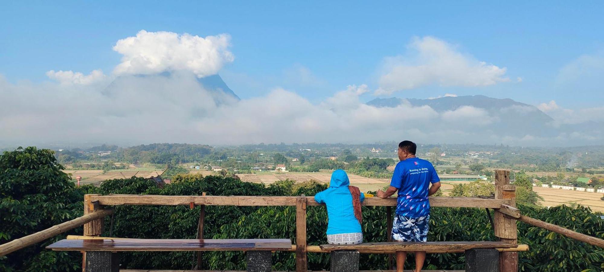 Baan 2 Dao Farmstay Chiang Dao Exteriör bild